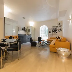 Bnbutler - Broletto 39 - A Few Steps To The Duomo And La Scala Appartement
